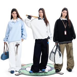 Retro Sports Style Polo Collar Sweatshirt for Men and Women, Loose Fit American Casual College Style High Jacket