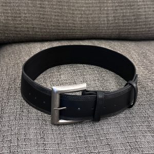 Retro Square Buckle Metal Belt - Unisex Head Layer Texture Fashion Accessory for Versatile Basic Style