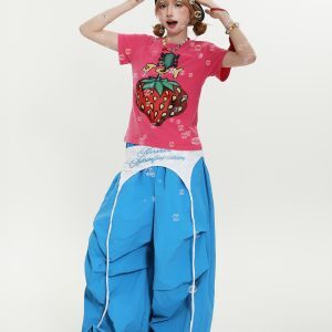 Retro Strawberry Print Short-Sleeve T-Shirt for Women - Slim Fit Summer Top in American Spicy Girl Style