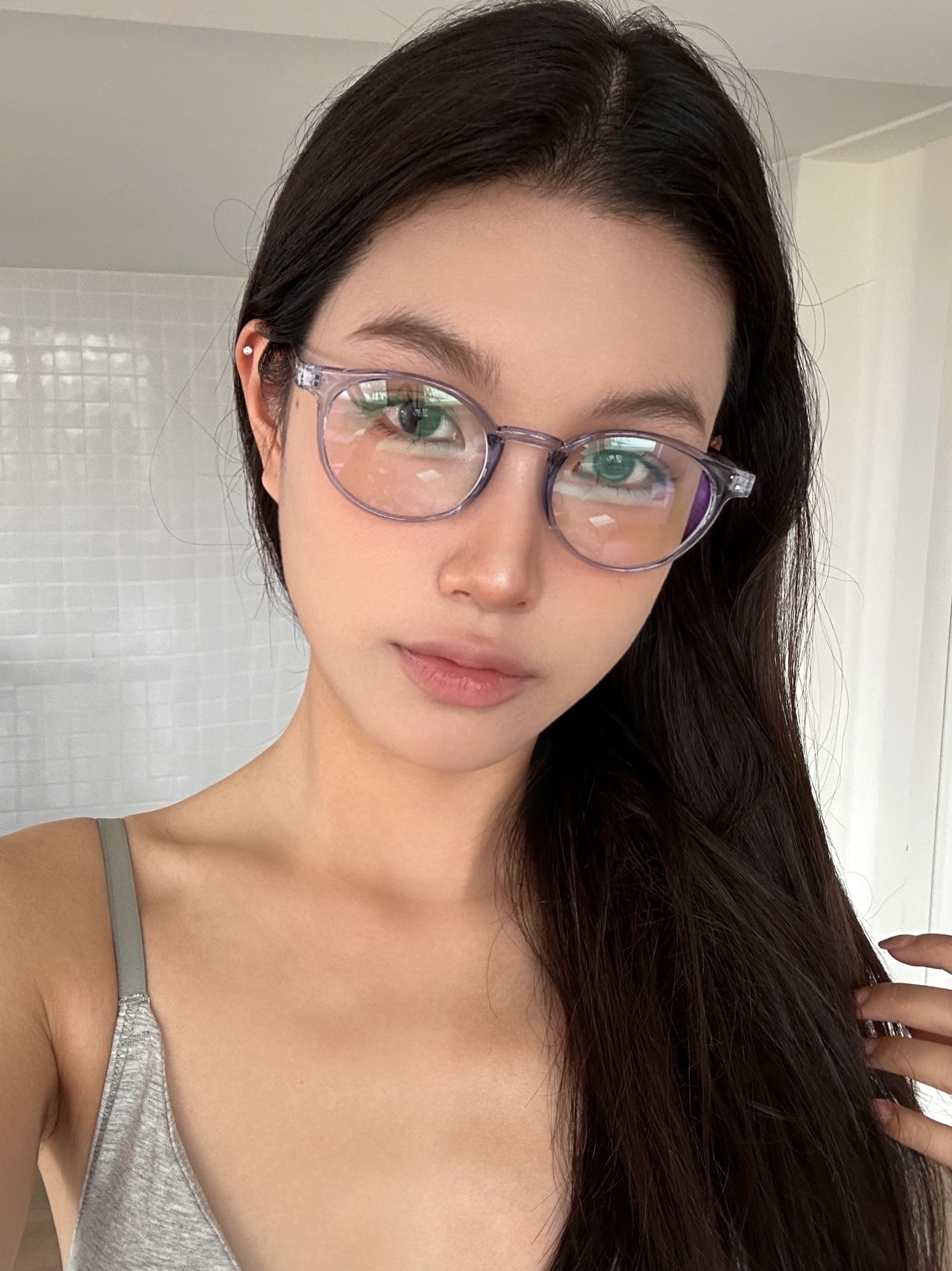 Retro TR90 Ultra-Light Small Round Frame Transparent Gray Glasses for Small Faces - Makeup-Free Chic Eyewear for Women