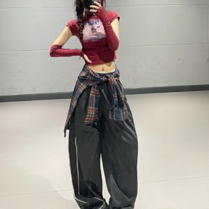 Retro Wine Red Cat Print Short Sleeve T-shirt for Women - Korean Jazz Dance Style, Early Autumn Fashion