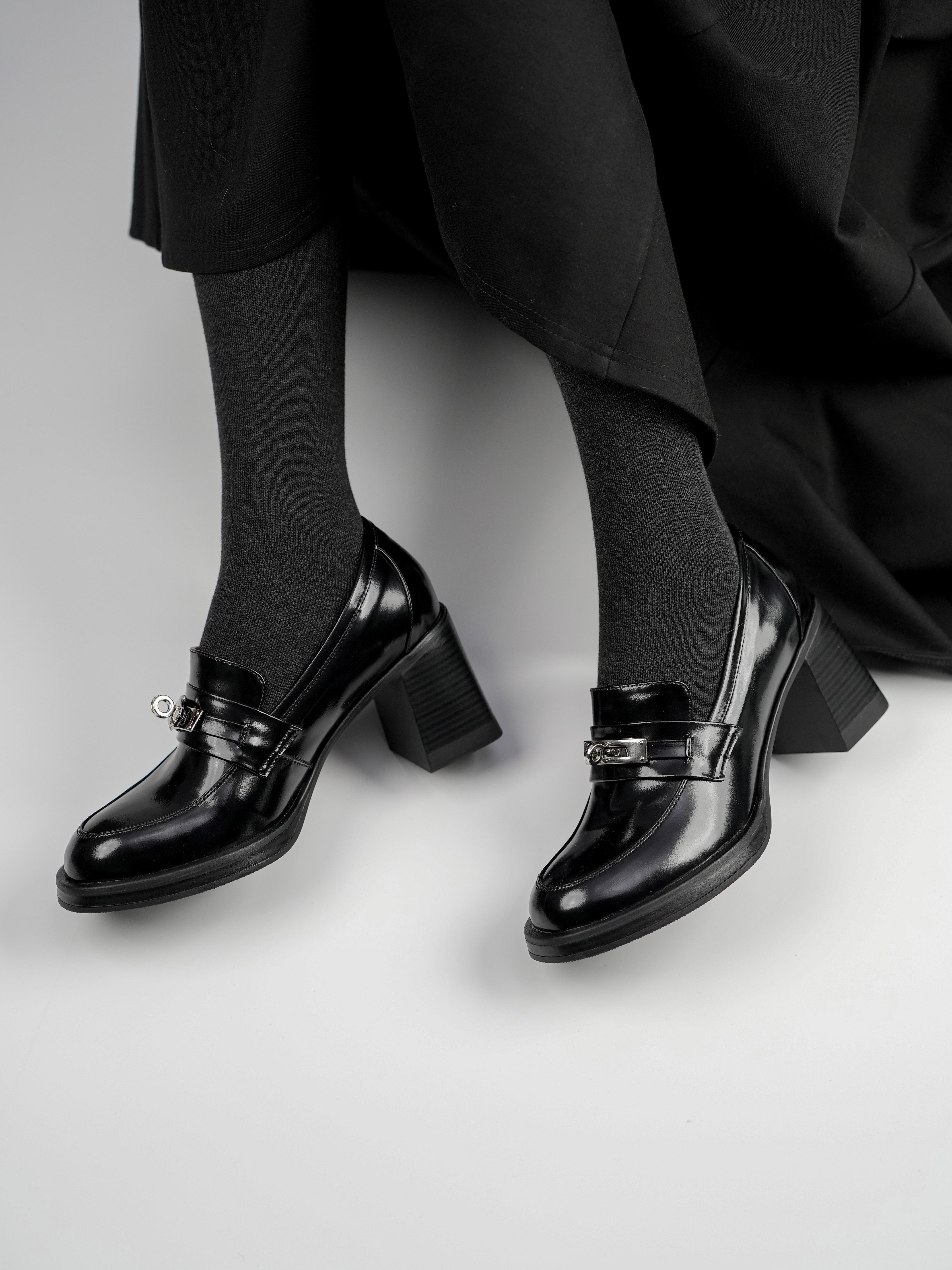 Round Toe High Heel Loafers for Women, Chunky Heel Height-Increasing Flats with Metal Buckle, All-Season Stylish Footwear