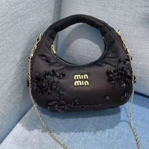 Sequin Flower Mini Handbag with Letter Embroidery - Dark Exquisite Crossbody Chain Bag for Women - Trendy 2025 Fashion Accessory