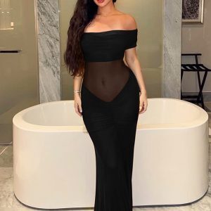 Sexy Off-the-Shoulder Mesh Pleated Long Dress - European & American Style, Waist-Exposing, Fitted Design for a Chic Look