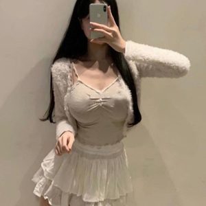 Sexy Sweet Lace Edge V-Neck Camisole for Women - Flattering Slim Fit Tank Top, Perfect for Sweet and Spicy Styles