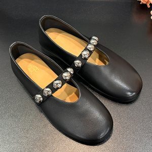 Sheepskin Mary Jane Flat Ballet Shoes for Women, Shallow Mouth, Pearl Strap, Chic Style for Skirts, Casual Elegance
