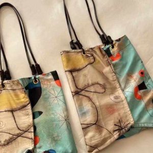 Silk Printed Art Shoulder Tote Bag - High-End Artistic Design for Women - Vacation Essential - Trendy Fashion Accessory