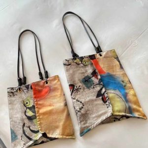 Silk Printed Art Shoulder Tote Bag - High-End Artistic Design for Women - Vacation Essential - Trendy Fashion Accessory