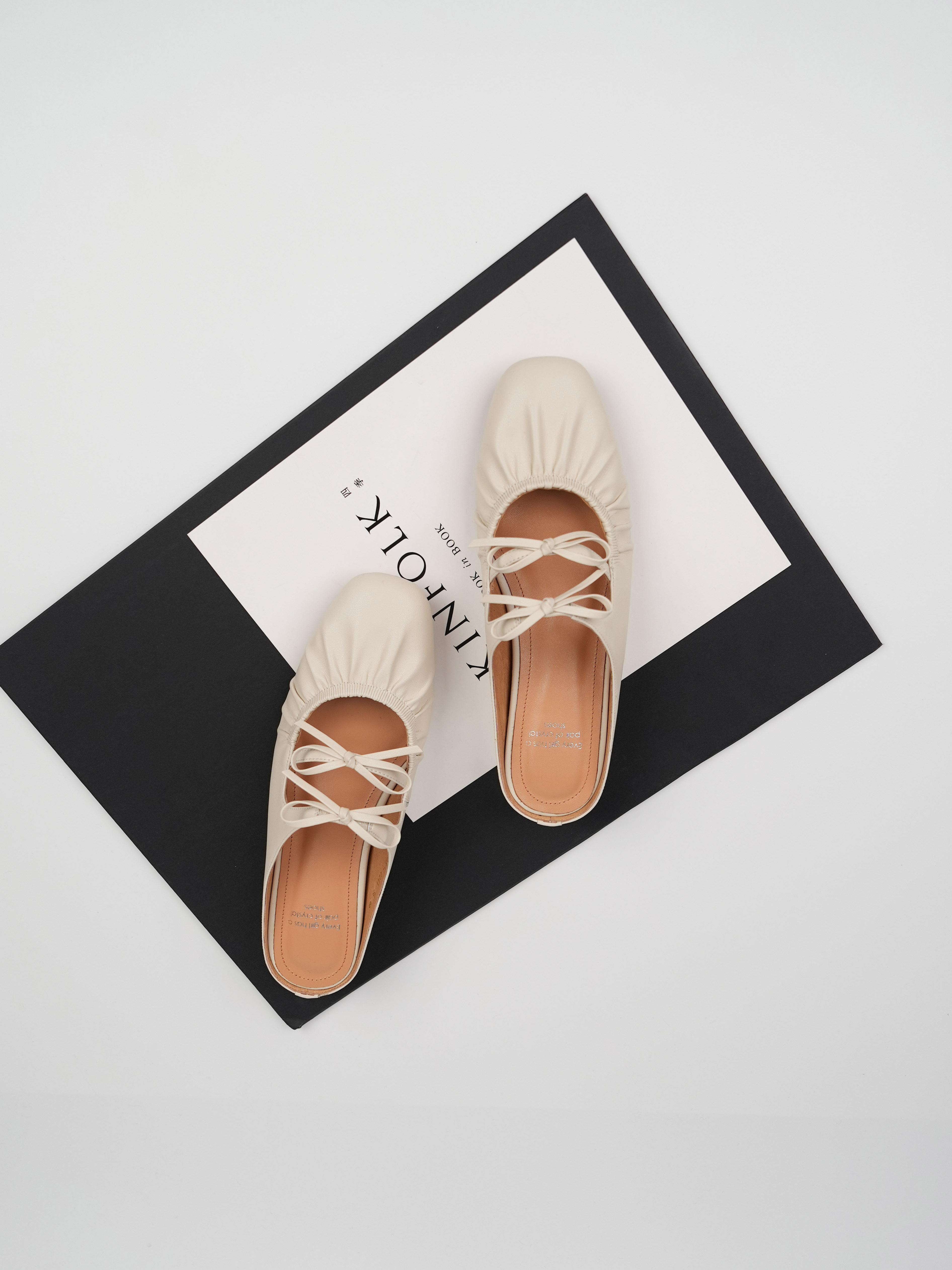 Silver Open-Toe Slippers for Women - Summer Flat Sandals with Bow, Gold Half-Mule Slides, Chic Outdoor Footwear