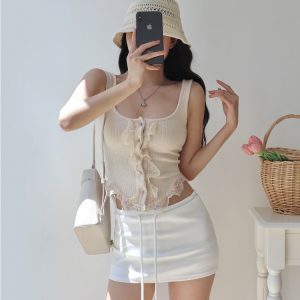 Slim Fit Button Lace Trim Camisole - Sexy Casual Soft Strap Top for Women, Perfect for Y2K and Korean Style Fashion
