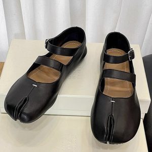 Soft-Soled Cowhide Mary Jane Shoes for Women with Single Strap and Split Toe - Comfortable Flat Loafers for Casual Style