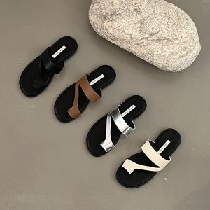 Soft Women's Outdoor Slippers - Summer 2024 Korean-Style Versatile Thong Sandals, Fairy-Like Vacation Footwear for Women