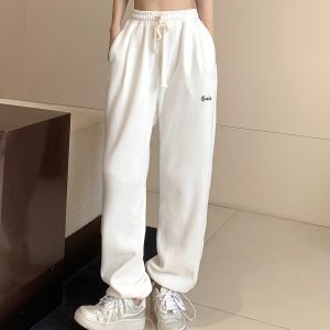 Solid Color Casual Sweatpants for Men and Women, Loose Fit Tapered Cuffs, Straight Leg, 90s Inspired, Comfortable Everyday Wear