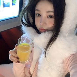 Solid Color Winter Scarf for Women - Thick Long Versatile Shawl for Cozy Warmth, 2024 Fashion Essential