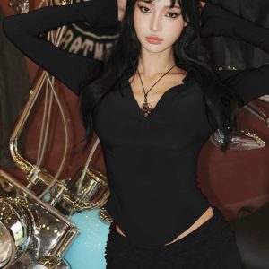 Spicy Girl Fashion Set for Women: V-Neck Slim-Fit Long Sleeve Top & Lace Shorts Two-Piece Set - Chic Y2K Style