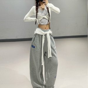 Spliced Halter Slim Fit Short Long Sleeve T-Shirt - K-Pop Inspired Women's Two-Piece Jazz Dance Top for Spring and Summer