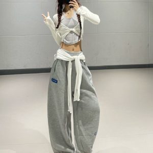 Spliced Halter Slim Fit Short Long Sleeve T-Shirt - K-Pop Inspired Women's Two-Piece Jazz Dance Top for Spring and Summer