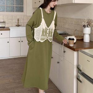 Spring 2025 Women's Knitted Patchwork Faux Two-Piece Green Sweatshirt Dress, Loose Fit Long Dress with Slimming Style