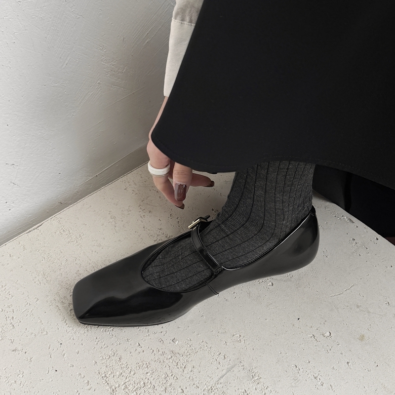 Spring Fashion Patent Wine Red Mary Jane Shoes for Women - Small Leather, Square Toe, Low Heel, Flat Single Shoes, Trendy 90s Style