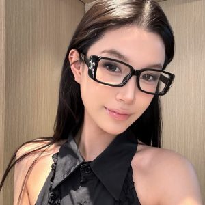 Square Black Frame Glasses with Thick Border for Round Faces - Anti-Blue Light, Myopia Prescription, European American Style