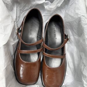 Square-Toe Leather Mary Jane Shoes for Women - Stylish Spring Loafers for Students - Chic Evening Breeze Design 2025