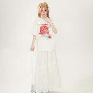 Strawberry Print Round Neck Short Sleeve Women's T-Shirt - 2025 Summer Loose White Top in Trendy Y2K Style