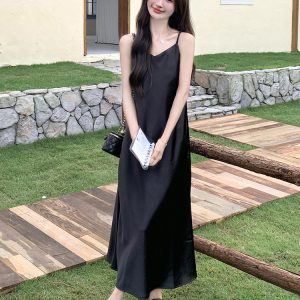 Stunning Black Spaghetti Strap Maxi Dress for Women - Sexy Ankle-Length Summer 2025 Style