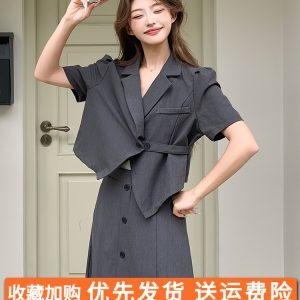 Stylish Women's Deep Gray Short Sleeve Blazer and Skirt Set for Summer 2025 - Professional Commuting Style, Modern Two-Piece Outfit