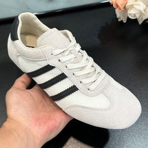 Suede Retro Training Shoes for Women - Versatile Flat Breathable Mesh Casual Sports Sneakers - 90s Inspired ACG Style