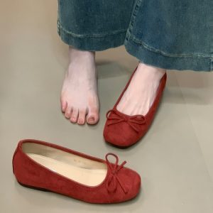 Suede Slip-On Ballet Flats with Low-Cut Design and Hidden Height Increase - Stylish Mary Jane Shoes for Everyday Wear