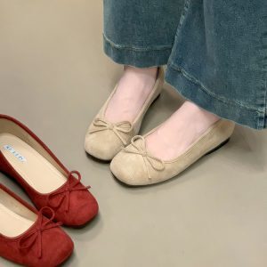 Suede Slip-On Ballet Flats with Low-Cut Design and Hidden Height Increase - Stylish Mary Jane Shoes for Everyday Wear