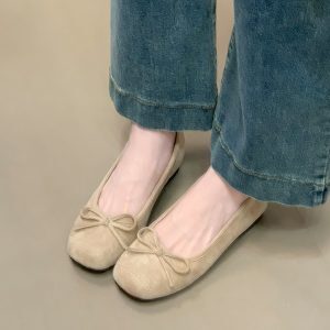 Suede Slip-On Ballet Flats with Low-Cut Design and Hidden Height Increase - Stylish Mary Jane Shoes for Everyday Wear