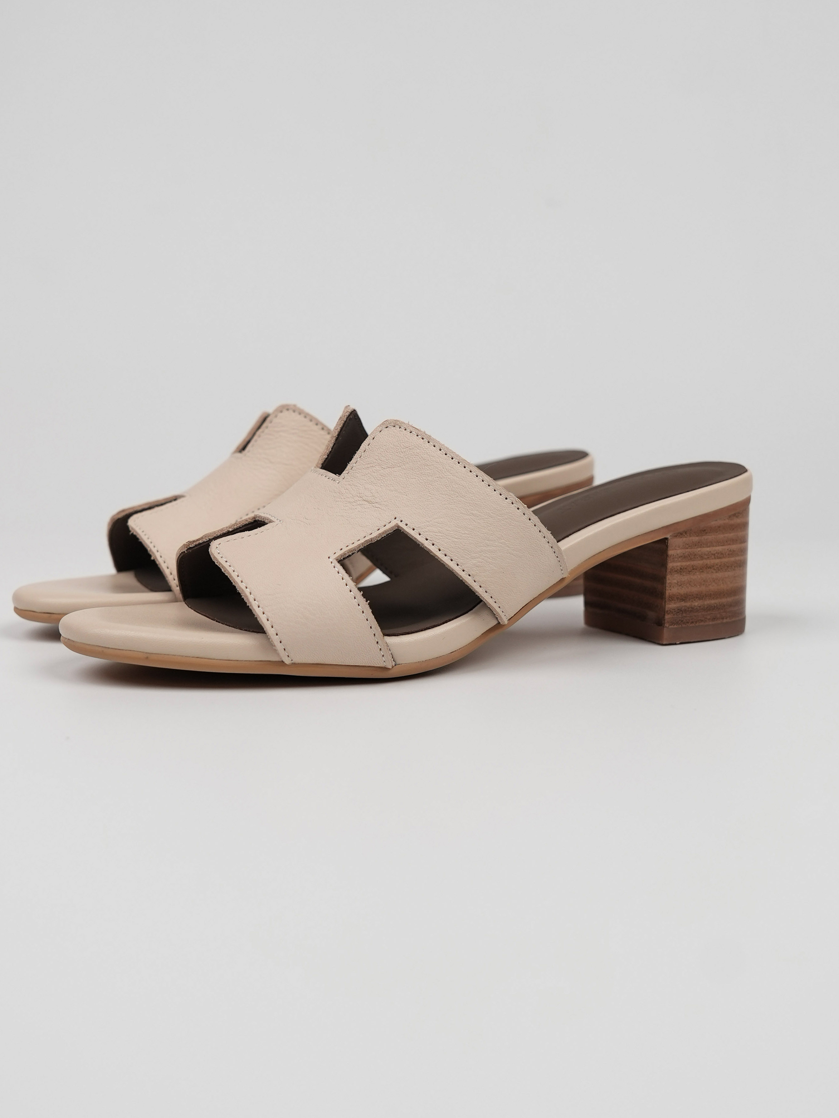 Summer Open-Toe H-Shaped Sandals for Women - Chunky Mid-Heel Vacation Style Footwear