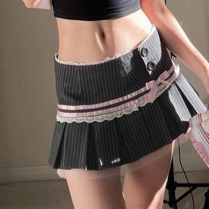 Sweet and Spicy Bow Design Pleated Mini Skirt for Women - Low Waist Striped A-Line Skirt, Y2K Style, Chic and Trendy
