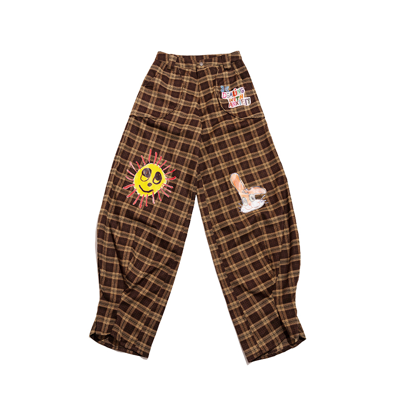 Tapered Loose Casual Pants in Brown-Yellow Plaid with Graffiti Print – Trendy Y2K Style Streetwear for an Artistic Look