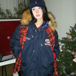 Thick Fur Collar Hooded Cotton Jacket for Men and Women - Casual Loose Fit Windproof Winter Coat in American Style