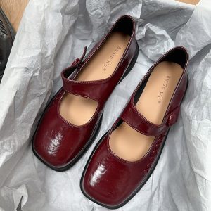Thick-Soled Brown Mary Jane Shoes for Women – Retro Japanese JK Round-Toe Chunky Heel Leather for Spring/Summer 2024