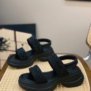 Thick-Soled Casual Sandals for Women, 2025 Summer Style, Height-Increasing and Slimming Design, Versatile Footwear for Petite Figures