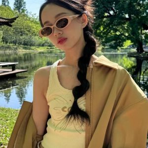 Trendy 2024 Oval Cat Eye Sunglasses for Women with Interchangeable Accessories, Stylish GM Sunglasses, Y2K Fashion Statement