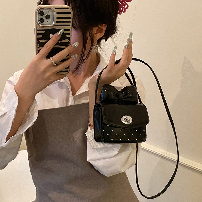 Trendy Bowknot Crossbody Bag for Girls, Versatile Princess Coin Purse, Fashionable Accessory for 2025 Internet Celebrity Style
