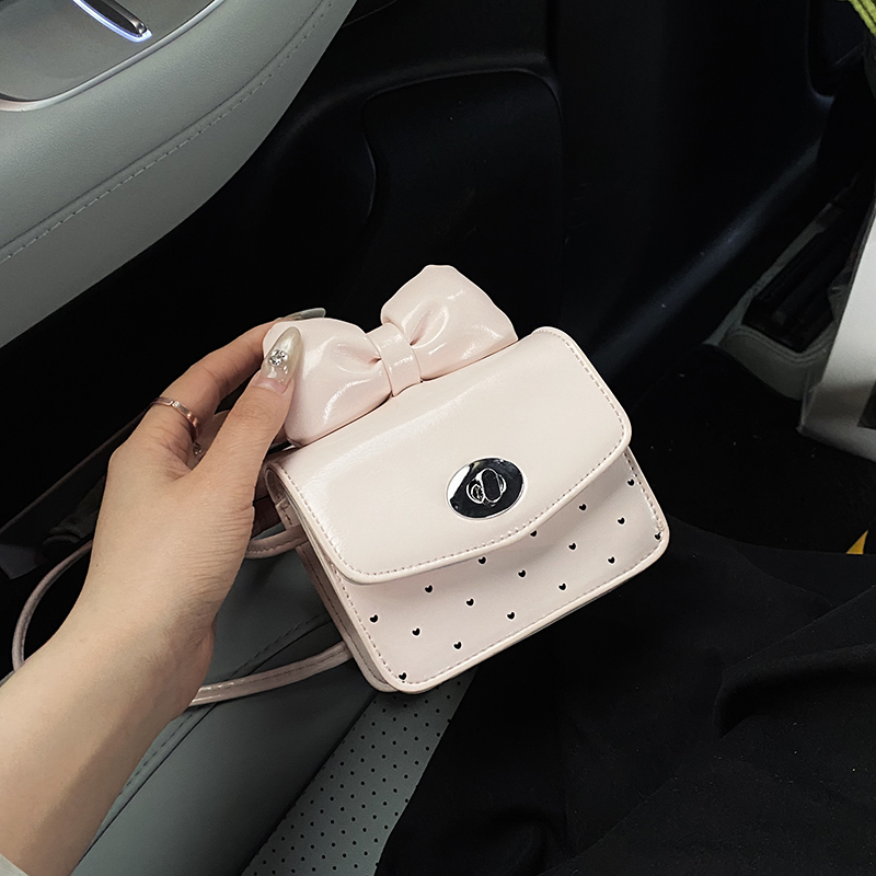 Trendy Bowknot Crossbody Bag for Girls, Versatile Princess Coin Purse, Fashionable Accessory for 2025 Internet Celebrity Style