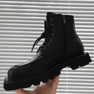 Trendy British Minimalist Thick-Soled Height-Increasing Square-Toe Leather Martin Boots for 2022 Fashion