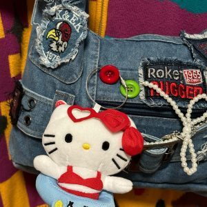 Trendy Cute Cartoon Plush Cat Keychain Pendant for Backpack - Adorable Doll Accessory for Students