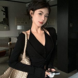 Trendy Two-Piece Style Faux Layered Shirt for Women - K-Pop Inspired Autumn Winter Jazz Top for Music Festivals