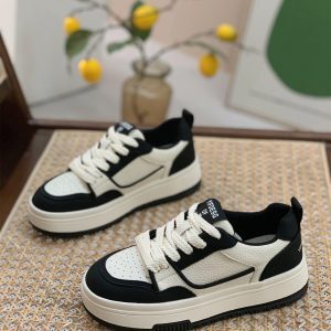 Trendy Women's Genuine Leather Board Shoes, Thick-Soled Black and White Panda Style, Versatile Spring Autumn Footwear 2025