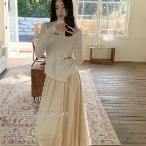 Trendy Women's Long Sleeve Top 2025 Spring White Textured Spliced Versatile Base Layer for Effortless Style
