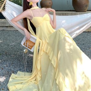 Ultra-Feminine Greek Goddess Spaghetti Strap Chiffon Dress with Ruffles and Flowing Skirt for Seaside Summer Vacation