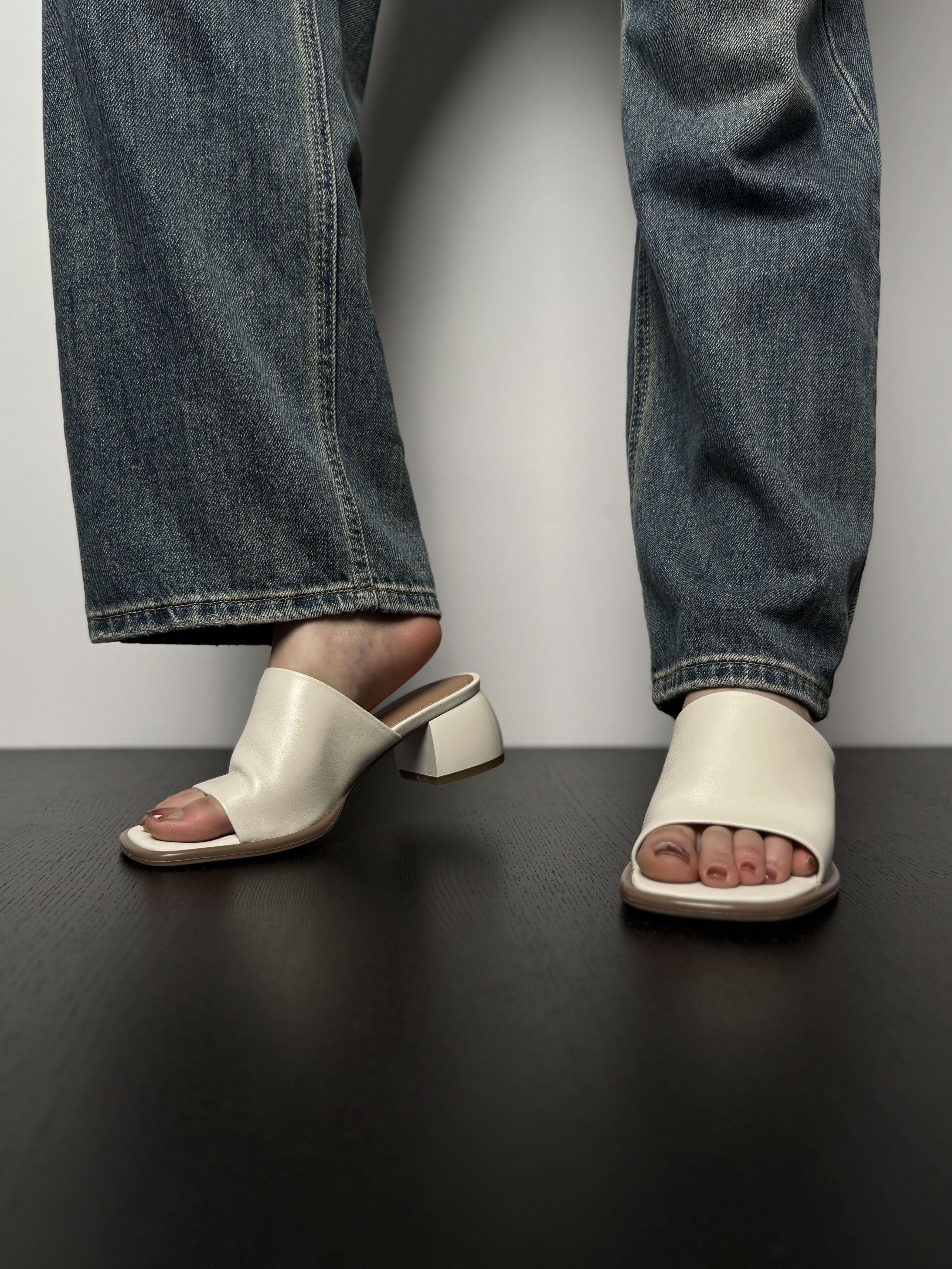 Ultra-Soft Sheepskin One-Strap Sandals for Women - Summer Chunky-Heeled Minimalist Outdoor Footwear