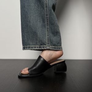 Ultra-Soft Sheepskin One-Strap Sandals for Women - Summer Chunky-Heeled Minimalist Outdoor Footwear