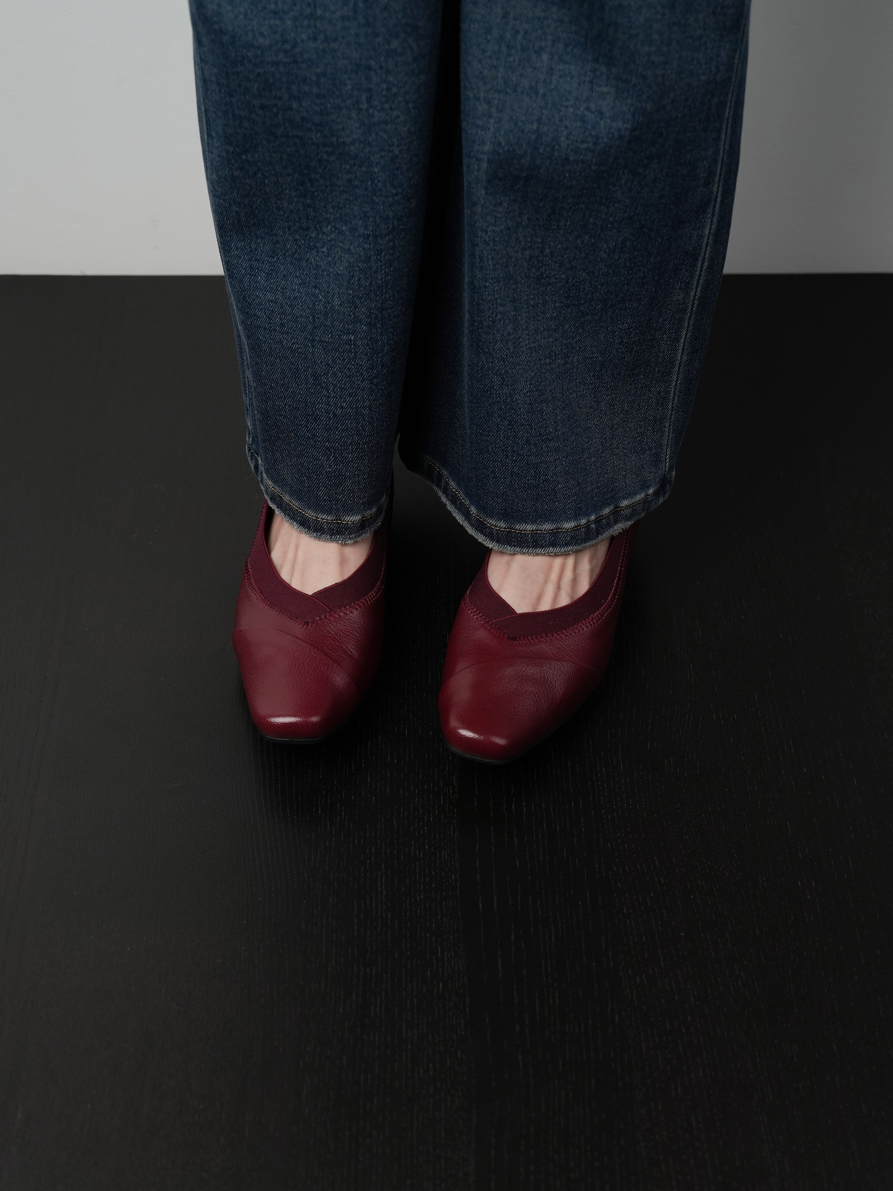 Ultra-Soft Square-Toe Slip-On Flats for Women - Comfortable Commuting and Work Shoes, Easy-On Everyday Footwear